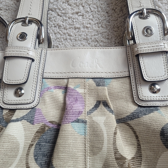 Coach Soho Linen Op Art Tote #16591 White Leather Purple Satin Interior - Picture 4 of 14